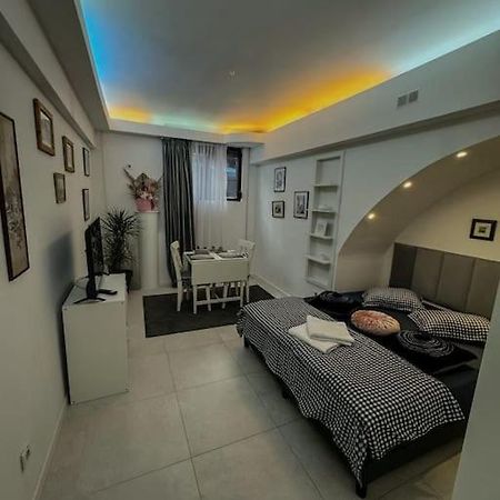 Happy Studio Calea Victoriei Bükreş Dış mekan fotoğraf